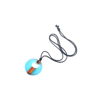Resin náhrdelník - modrý kruh